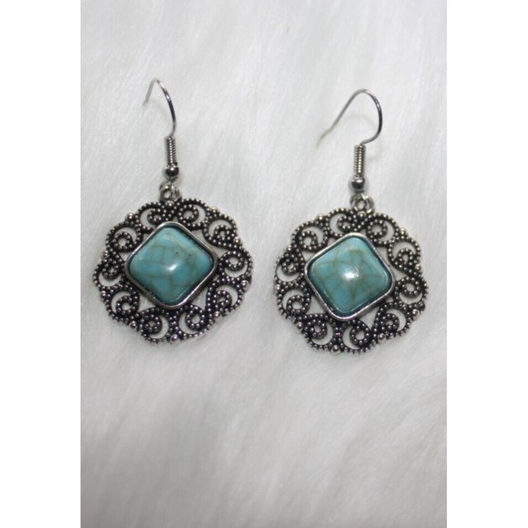 Vintage Look Women's Necklace & Earring Set Turquoise Silver Filigree NWT - Picture 3 of 4
